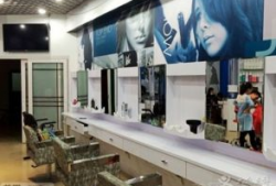 海口美发店服务最新爆料,揭秘潮流剪裁与个性护理秘籍