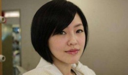 娱乐吃瓜酱被自己蠢哭,一瓜未吃，先被自己蠢哭