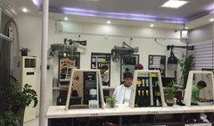 海口美发店服务最新爆料,揭秘潮流剪裁与个性护理秘籍